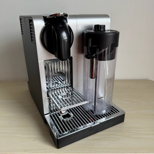 Nespresso lattissima pro - nespresso,
