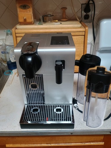 Nespresso lattissima pro - lattissima,