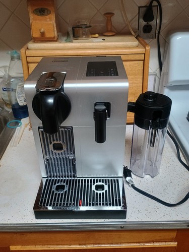 Nespresso lattissima pro - lattissima,